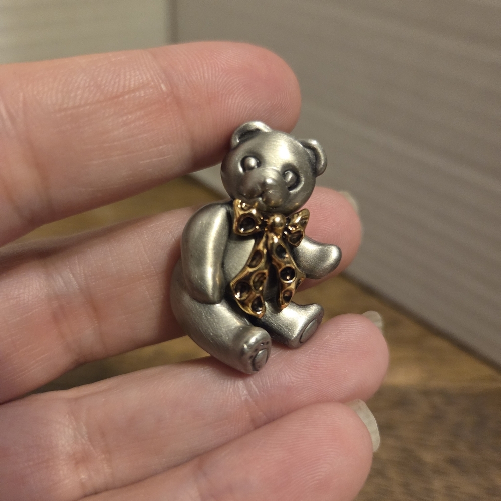 Jonette Jewelry Stamped Vintage 90's Pewter Teddy Bear Brooch